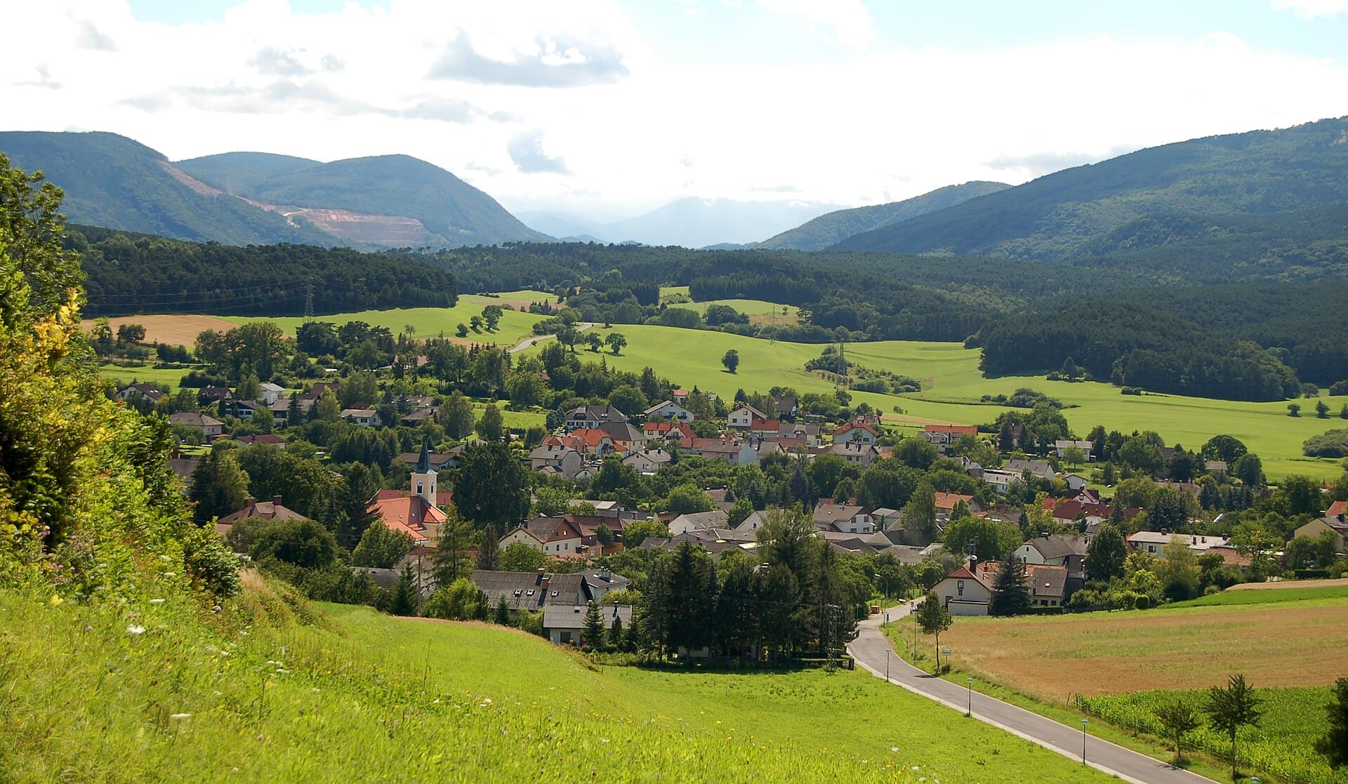 Ortsansicht von Hernstein, Niederösterreich